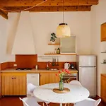 Urban House - Charming Navigli Center Апартаменты Милан