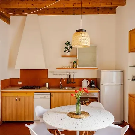 Urban House - Charming Navigli Center Lägenhet Milano