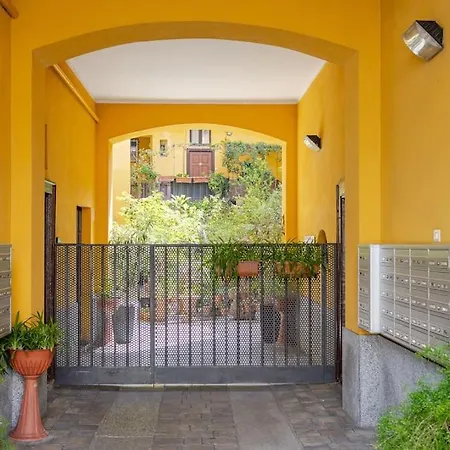 Urban House - Charming Navigli Center Milano